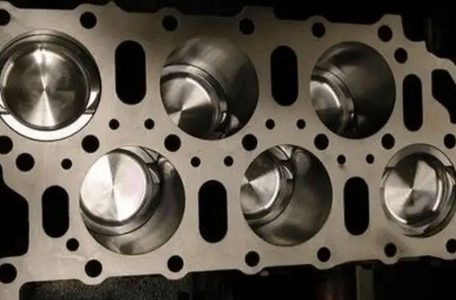 How To Clean Aluminum Engine Parts